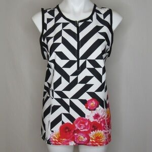 Shebeest Cycling Jersey - Medium. 1/4 zipper